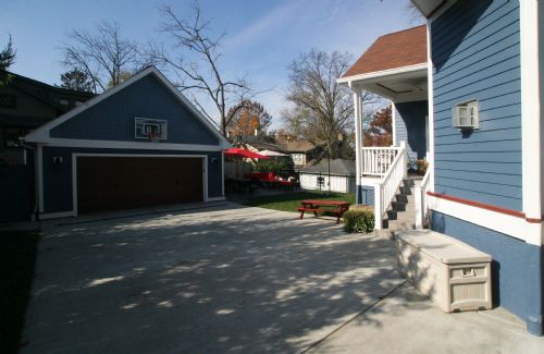 [127]CompletedGarageRebuild,DrivewayReplacement,DeckRemoval-HousePainting(7).jpg